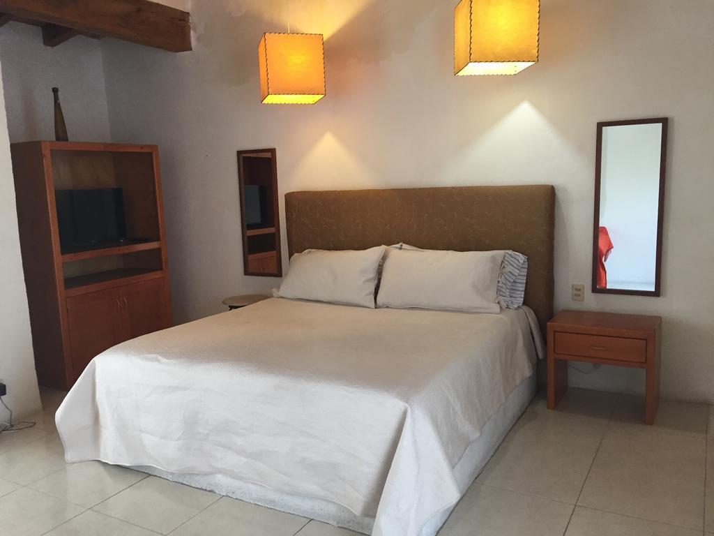 מלון סאן מיגל דה אלנדה Casa De La Bu מראה חיצוני תמונה